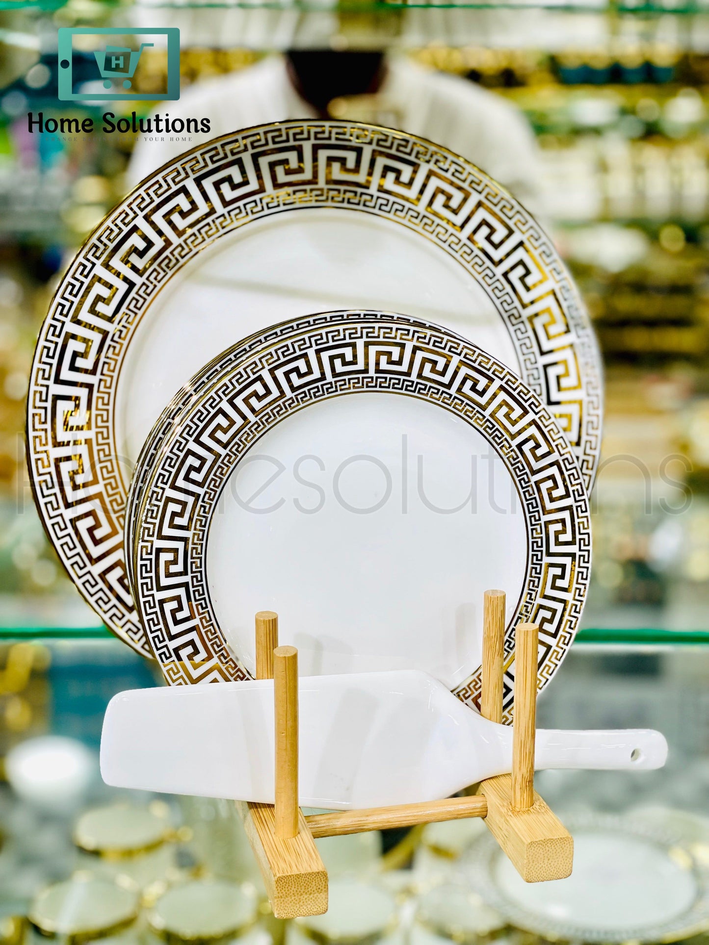 Elegant Cake Set with Bamboo Stand - 8 Pieces