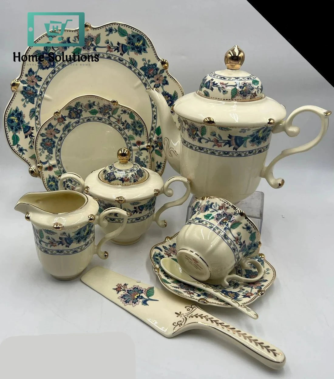Royal Albert Luxury 31 Pcs Tea Set