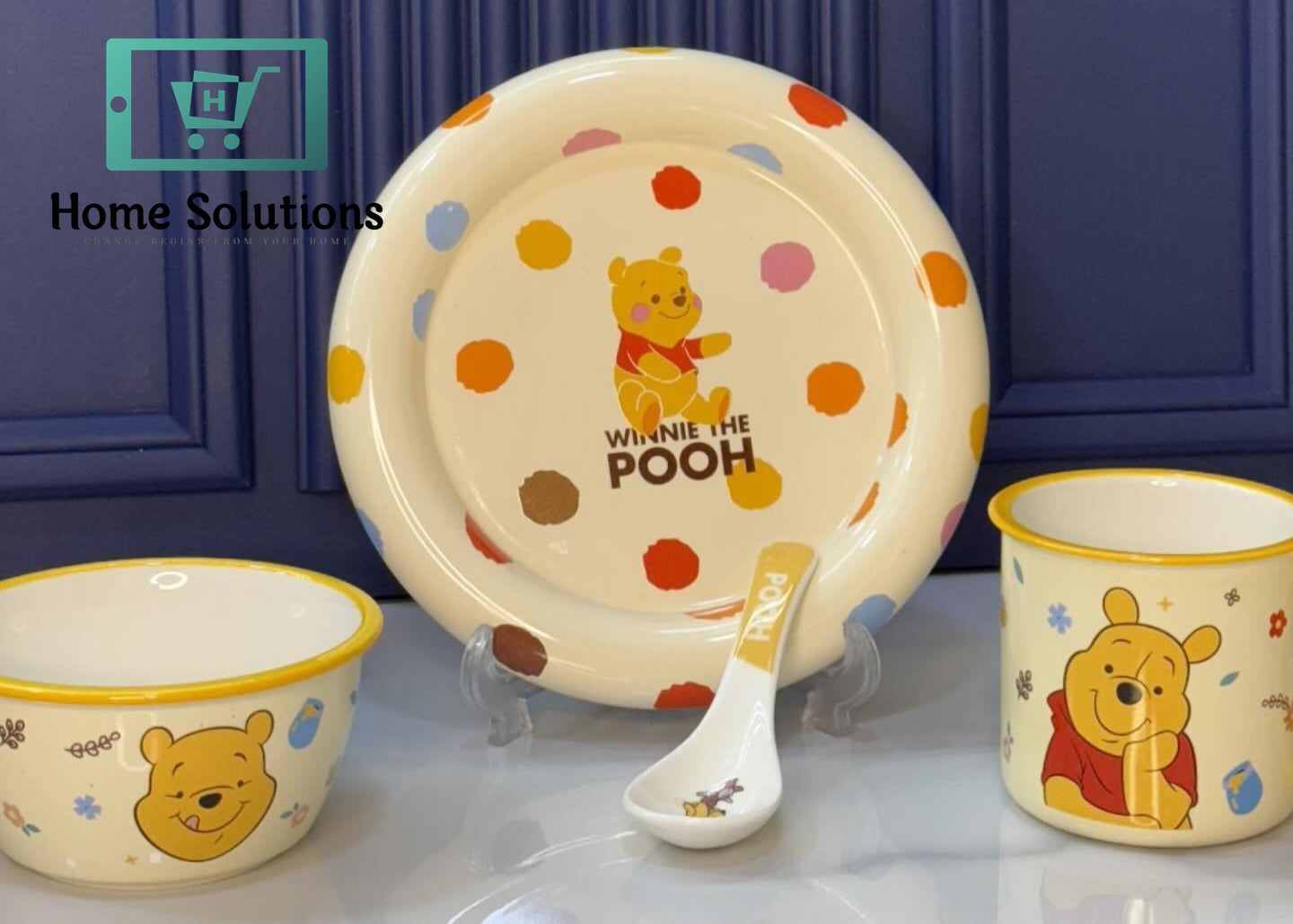 DISNEY Mickey & Friends Dinnerware Meal Set - 6 Pieces - Pooh Bear