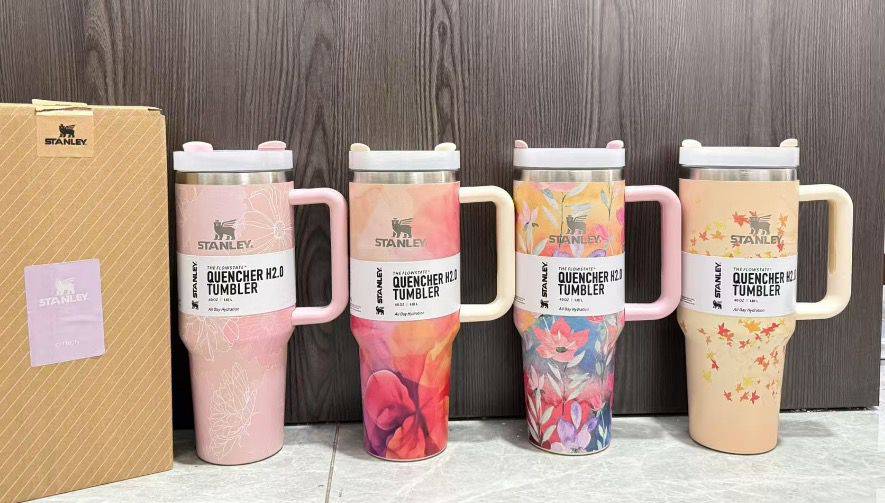 Stanley FlowState™ H2.0 Quencher Tumbler 40oz – Printed Edition with Gift Box