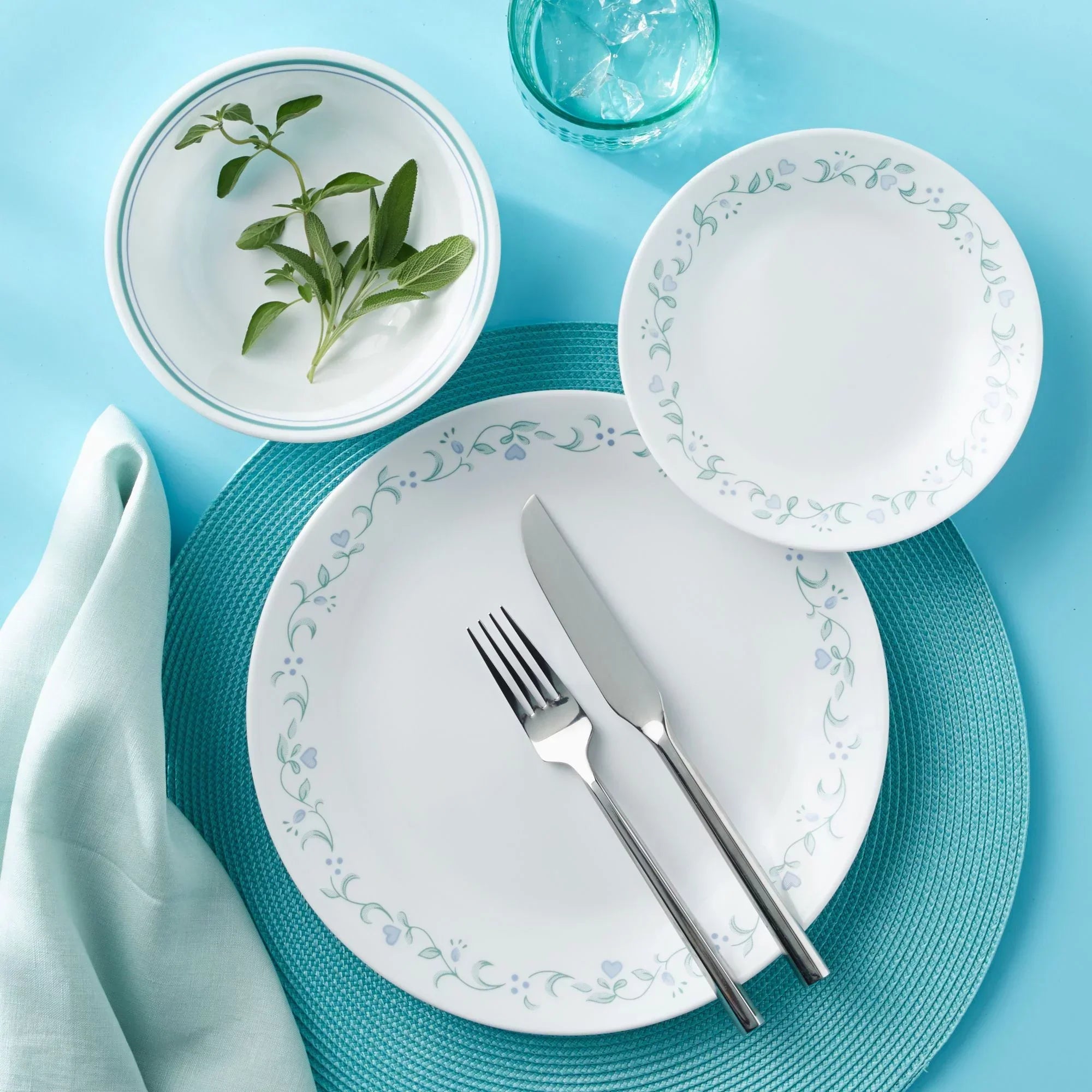 Corelle Classic Country Cottage 16-Piece Dinnerware Set