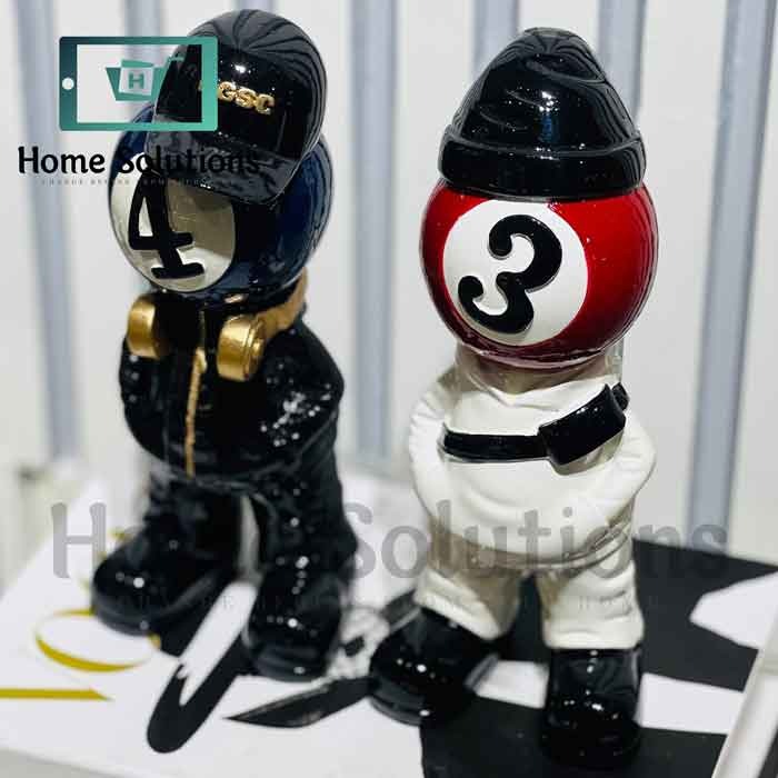 Disney Snooker Billiard Man Figurines - Balls 4 & 3 - Home Decor Set of 1