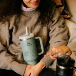 STANLEY THE QUENCHER H2.0 FLOWSTATE™ TUMBLER 40 OZ Shale 2 - Home Solutions