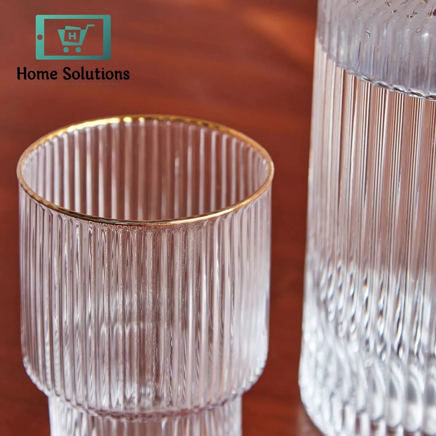 Vintage-Style Optic Glass Decanter Set – 5-Piece Elegant Drinkware Collection 5 Vintage-Style Optic Glass Decanter Set – 5-Piece Elegant Drinkware Collection - Image 4