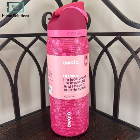 Owala FreeSip Water Bottle 32oz – Love Lette 3 Owala FreeSip Water Bottle 32oz – Love Letter