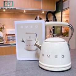 SMEG 50s Retro Style Stovetop Whistling Kettle 2.3L 5 kettke1 - Home Solutions