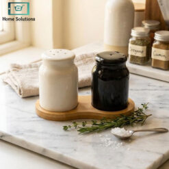 Ceramic salt & pepper shakers set